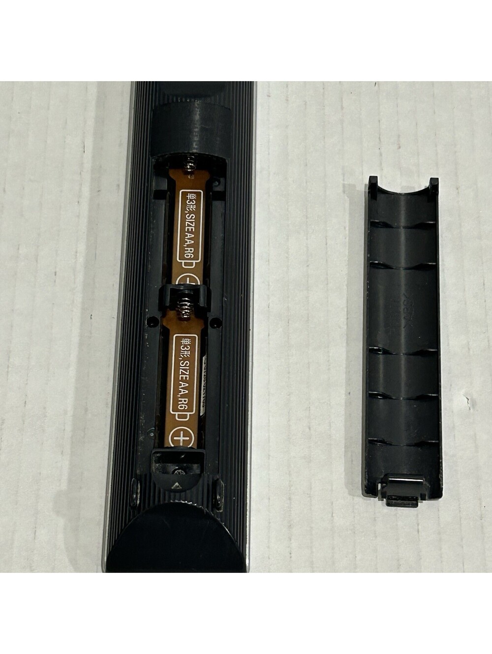 Sony TV Remote Control RM-YD018 Genuine Used - Picture 10 of 10